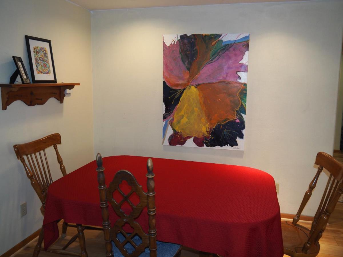 Bayside Cottage - Remodeled And Great Location! Frankfort Exterior photo